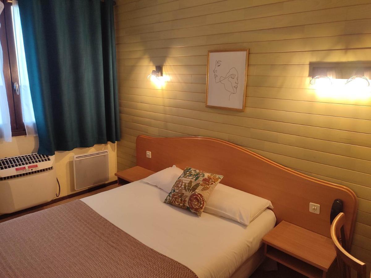 Grand Hotel De La Poste - Lyon Sud - Vienne 외부 사진